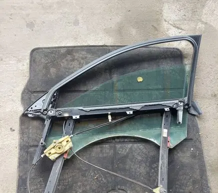 Audi A6 S6 C6 4F Front window lifting mechanism without motor 4F0837462C 290905A