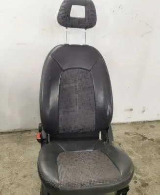 Mercedes-Benz A W168 Front driver seat 