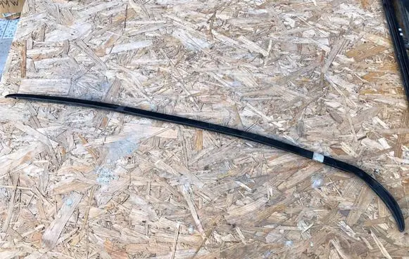 Volkswagen Touran I Windshield trim 1T0854327B