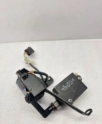Tailgate/trunk/boot lock/catch/latch