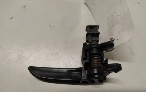 Mazda 5 Front door interior handle
