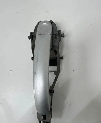 Volkswagen Jetta V Front door exterior handle 1K0837886