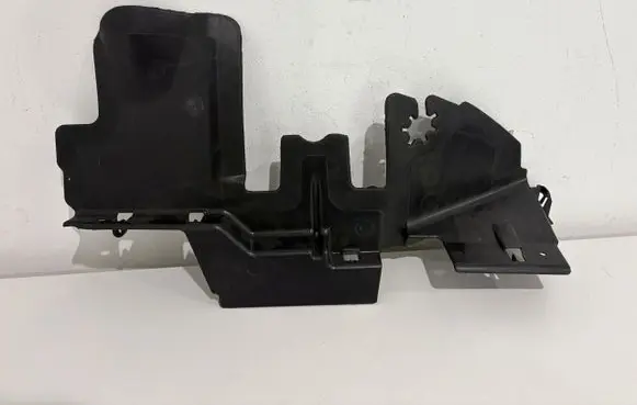 Volkswagen PASSAT B6 Radiator trim 3C0121284D