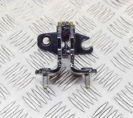 Rear door upper hinge