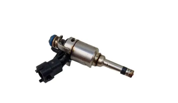 KIA Sportage Fuel injector 353102B160 0261500331