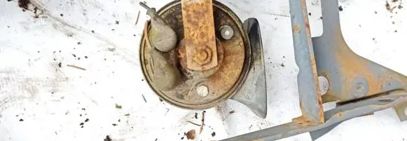 Volkswagen Jetta III Horn signal