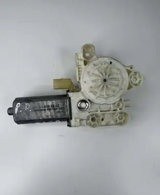 Mercedes-Benz A W168 Front door window regulator motor A1688203842 1688203842