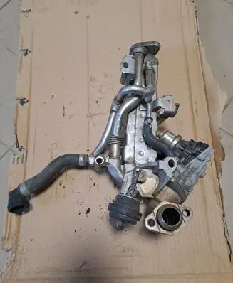 BMW X5 F15 EGR valve cooler 131009ES 73789110 8596445