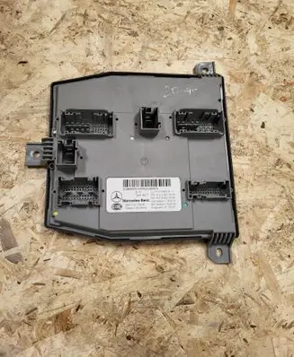 Mercedes-Benz E W213 Comfort/convenience module A2139003711 A2139026006 A2139014203