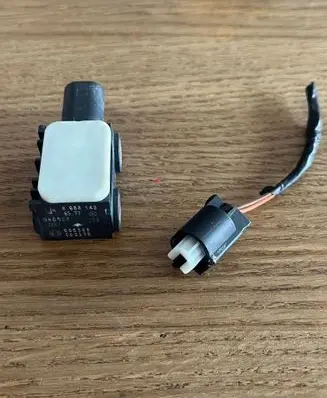 BMW 3 E92 E93 Airbag deployment crash/impact sensor 6988143 6577698143