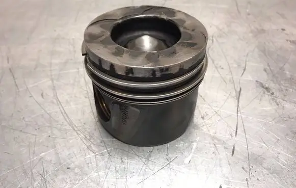 Mercedes-Benz ML W164 Piston A6420307617