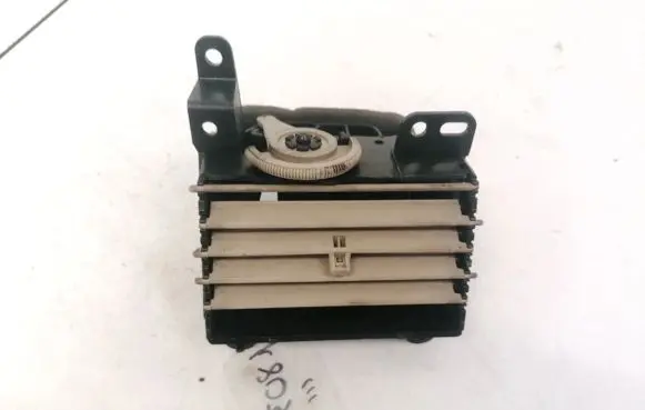 Dodge Caliber Dash center air vent grill