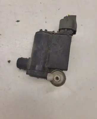 Hyundai Matrix Windscreen/windshield washer pump 9851025100