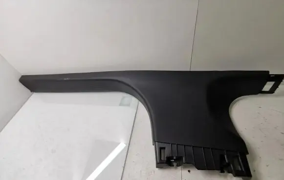 Peugeot 308 Rear sill trim cover 9833746080