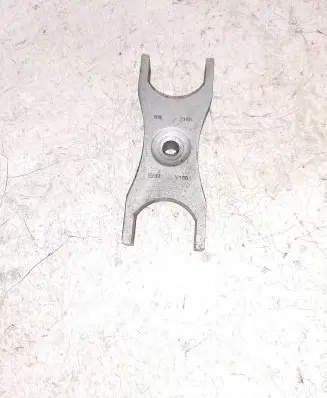Audi A6 S6 C7 4G Fuel Injector clamp holder V150 216A 03L
