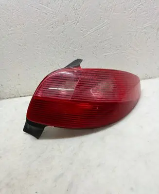 Peugeot 206 Rear/tail lights 2531D