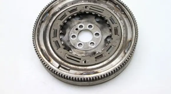 Volkswagen Golf VII Flywheel 04E105266K