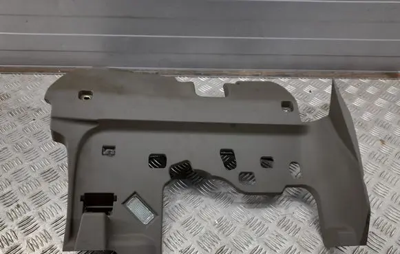 Audi Q5 SQ5 Dashboard lower bottom trim panel 8R1880301A