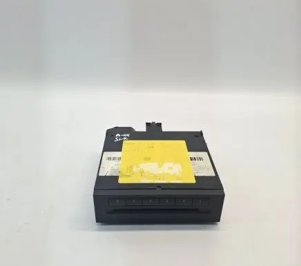 Mercedes-Benz SLK R171 CD/DVD changer A1715453440