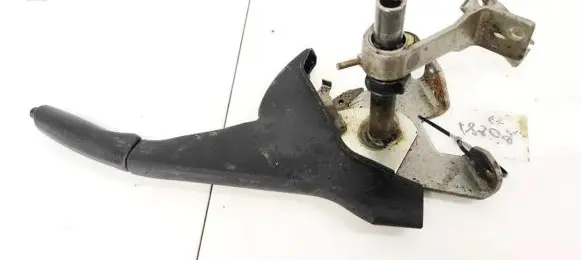 Mitsubishi Grandis Handbrake/parking brake lever assembly
