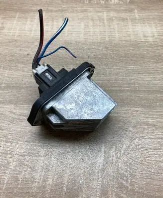 Mazda 6 Heater blower motor/fan resistor PM010010B