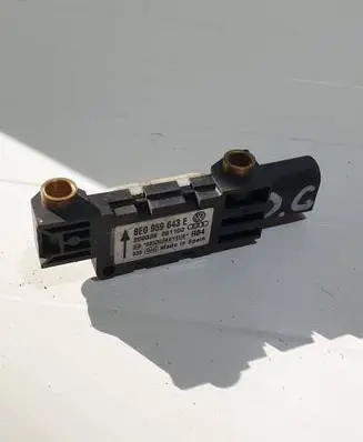 Audi A4 S4 B6 8E 8H Airbag deployment crash/impact sensor 8E0959643E 200038 081103