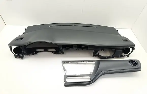 Toyota Auris E180 Dashboard 5598102200