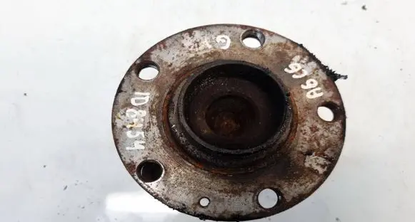 Audi A6 S6 C6 4F Rear wheel hub 