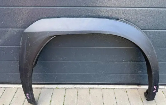 Lexus UX Rear arch trim 7560576010