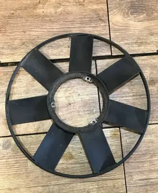 BMW 5 E39 Fan impeller 2243303