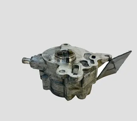 Volkswagen Golf V Vacuum pump 03G145209C 080406C