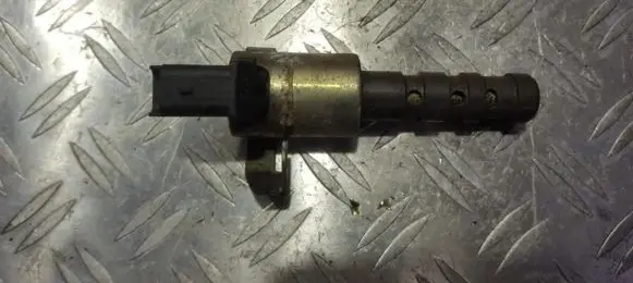 Renault Laguna II Camshaft vanos timing valve 108674