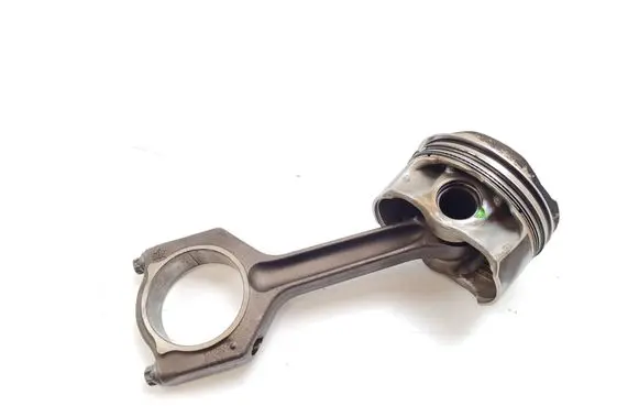 BMW 5 GT F07 Piston with connecting rod 7584125 585