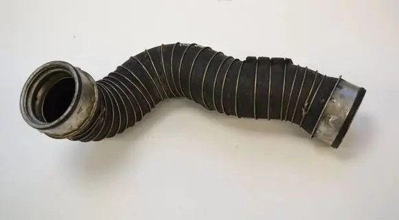 Opel Tigra B Intercooler hose/pipe A2035282682