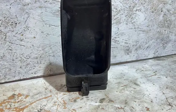 BMW 3 E90 E91 Air filter box cover 779795601