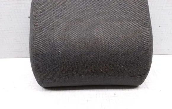Opel Vectra C Rear seat headrest 