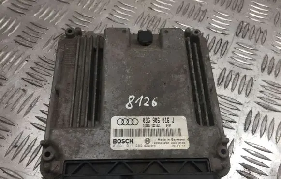 Volkswagen PASSAT B6 Engine control unit/module 03G906016J 8126