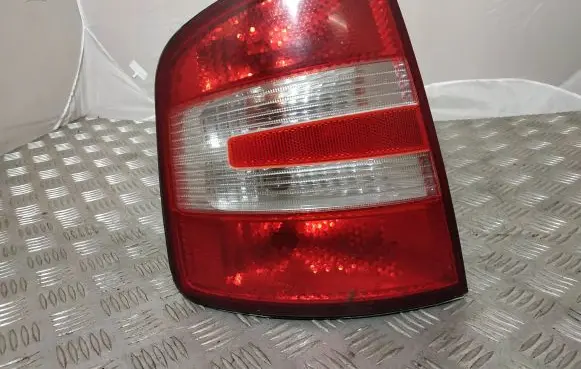 Skoda Fabia Mk1 (6Y) Rear/tail lights 6Y9945095E