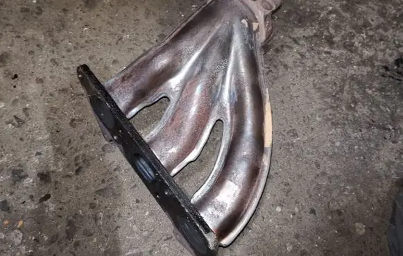 Volvo S80 Exhaust manifold