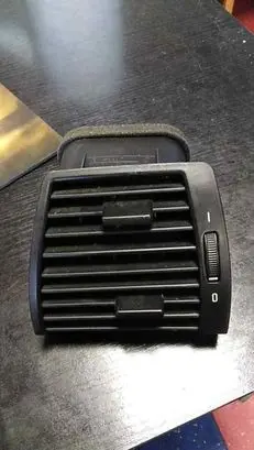 BMW X5 E53 Dashboard side air vent grill/cover trim 8402215