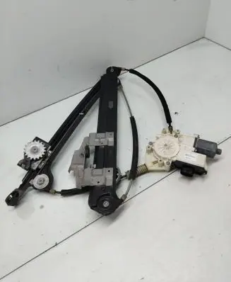 Rear door window regulator with motor