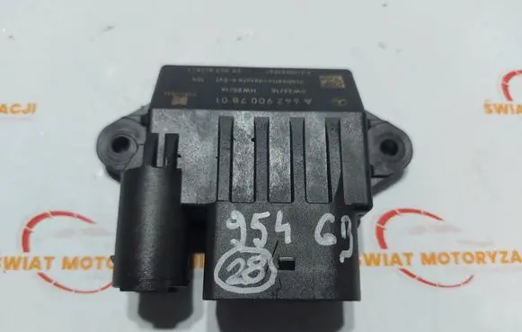 Mercedes-Benz E W211 Glow plug pre-heat relay A6429007801