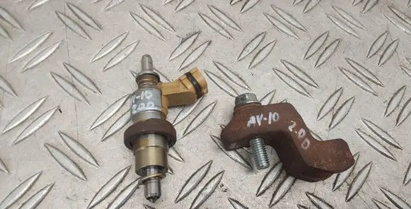 Toyota Avensis T270 Fuel injector 2371026011