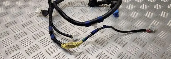 Lexus RX 330 - 350 - 400H Rear door wiring loom 8215448100