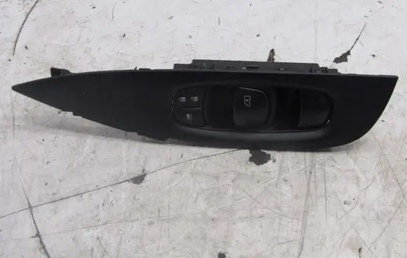 Nissan Qashqai Central locking switch button 809604EA0AX