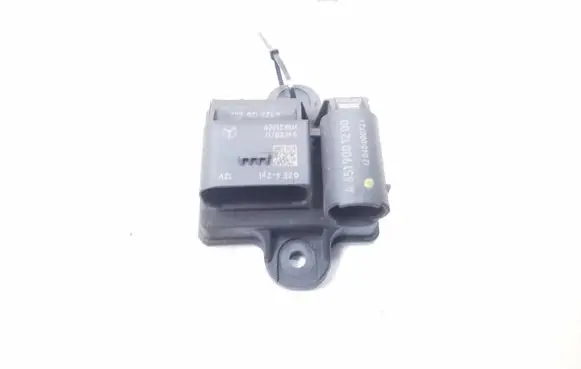 Mercedes-Benz C W205 Glow plug pre-heat relay A6519001200