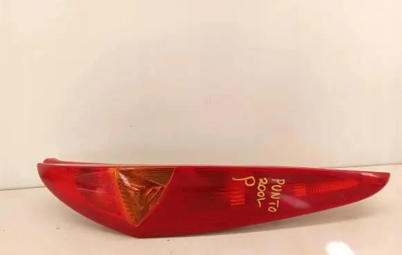 Fiat Punto (188) Rear/tail lights