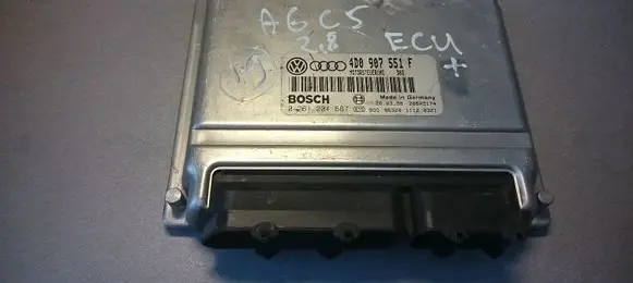 Audi A6 S6 C5 4B Engine control unit/module 4D0907551F 0261204687