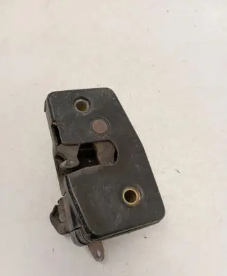 Volkswagen Transporter - Caravelle T4 Sliding door lock 701843604D