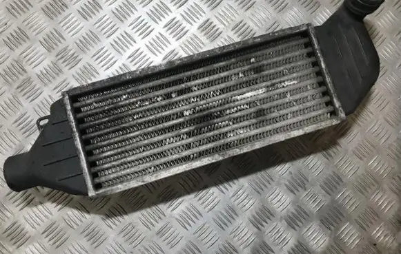 Ford Mondeo MK II Intercooler radiator
